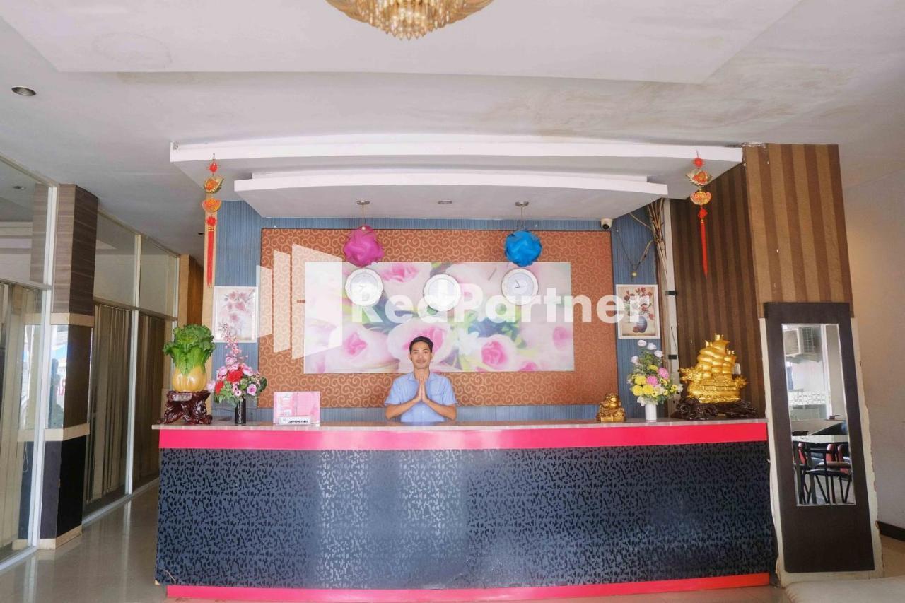 Hotel Permata Makassar Mitra Reddoorz Balangberu Екстериор снимка